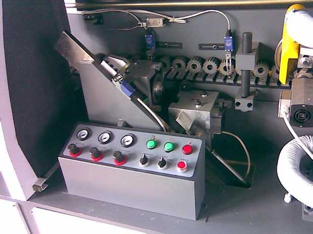 ��߅�C(j��)�R�^�İ冖(w��n)�}